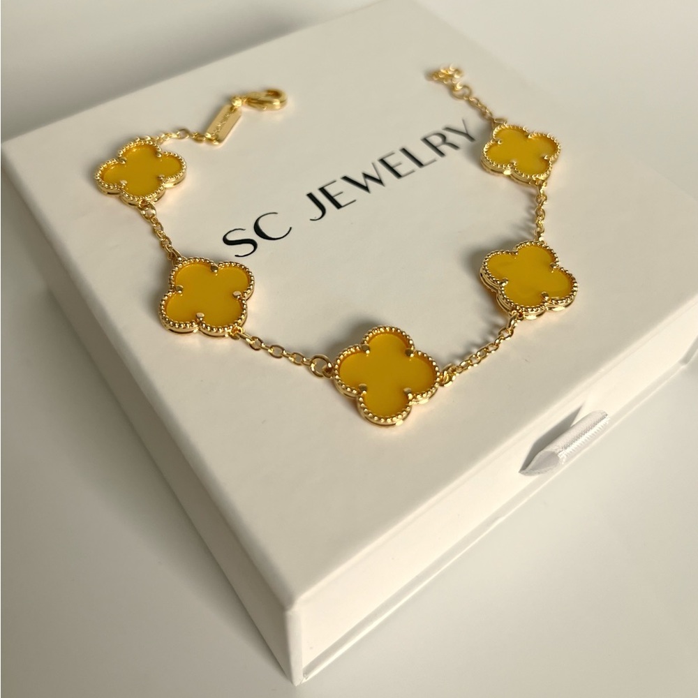 RESTOCK 🔥Clover Bracelet Four Leaf Double Sided 14K Gold Plated Lightweight